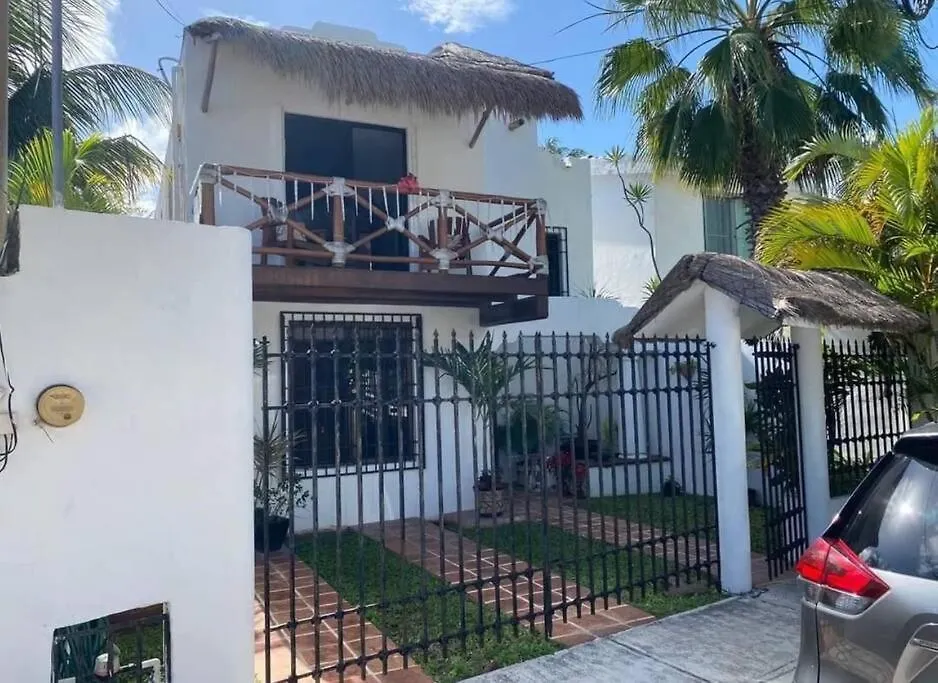 Beachside Haven With Private Pool Your Tranquil Family Retreat Awaits Cancún 0*,  Mexiko