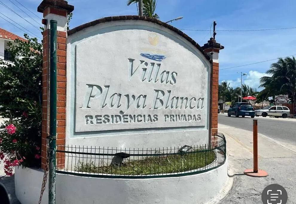 Beachside Haven With Private Pool Your Tranquil Family Retreat Awaits Cancún Mexiko